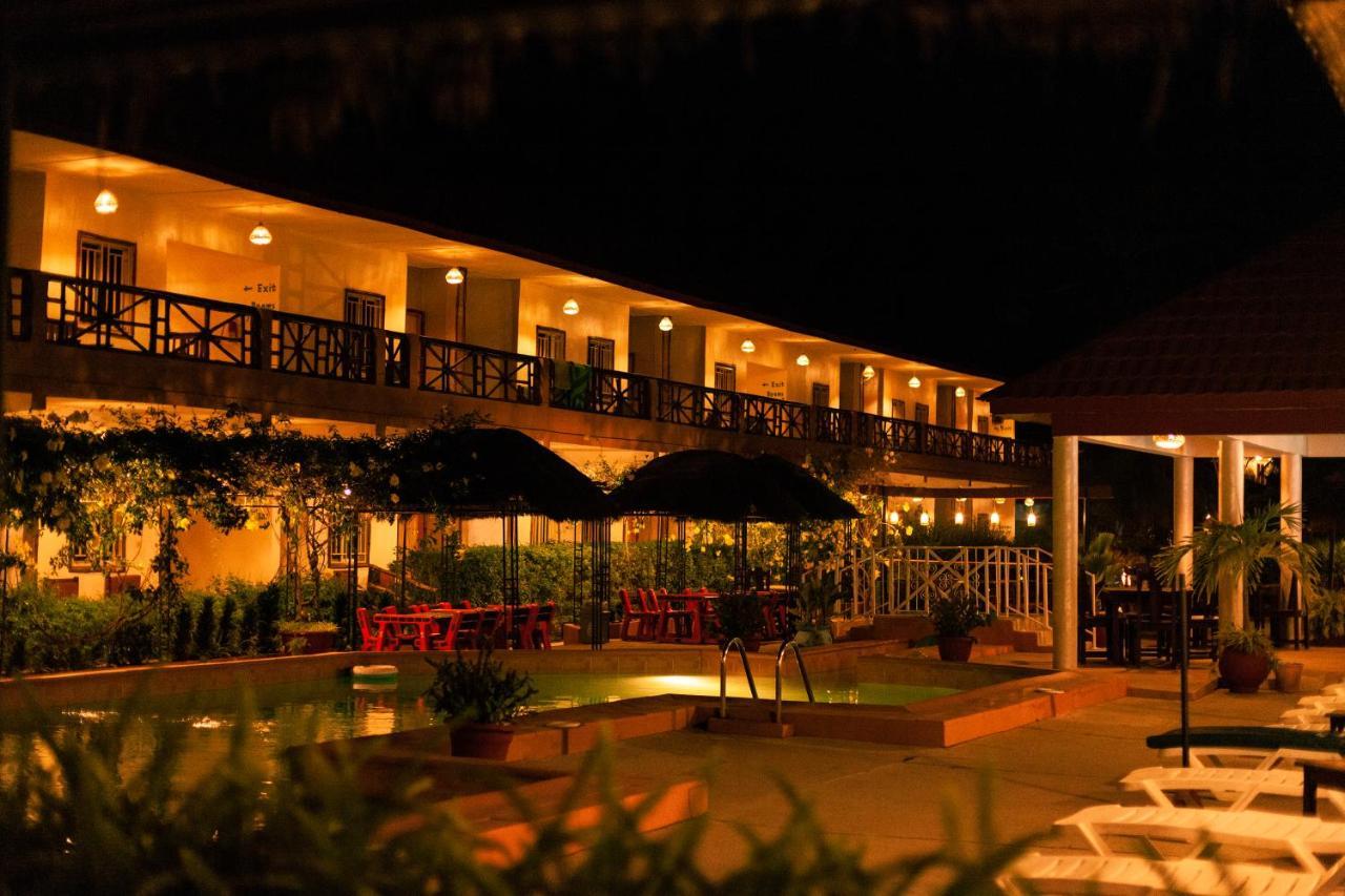 Bamboo Garden Hotel سيريكوندا المظهر الخارجي الصورة