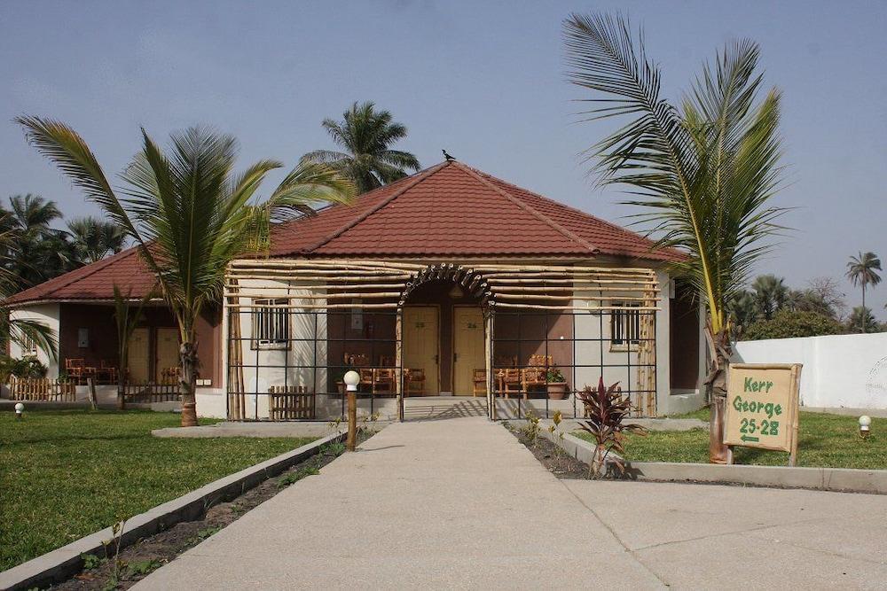 Bamboo Garden Hotel سيريكوندا المظهر الخارجي الصورة