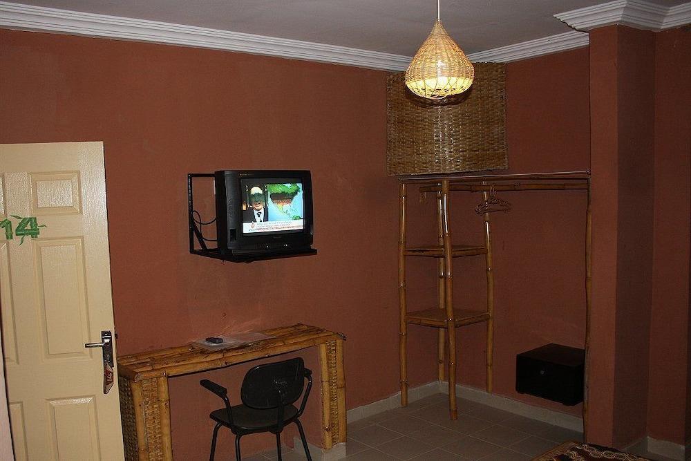 Bamboo Garden Hotel سيريكوندا المظهر الخارجي الصورة